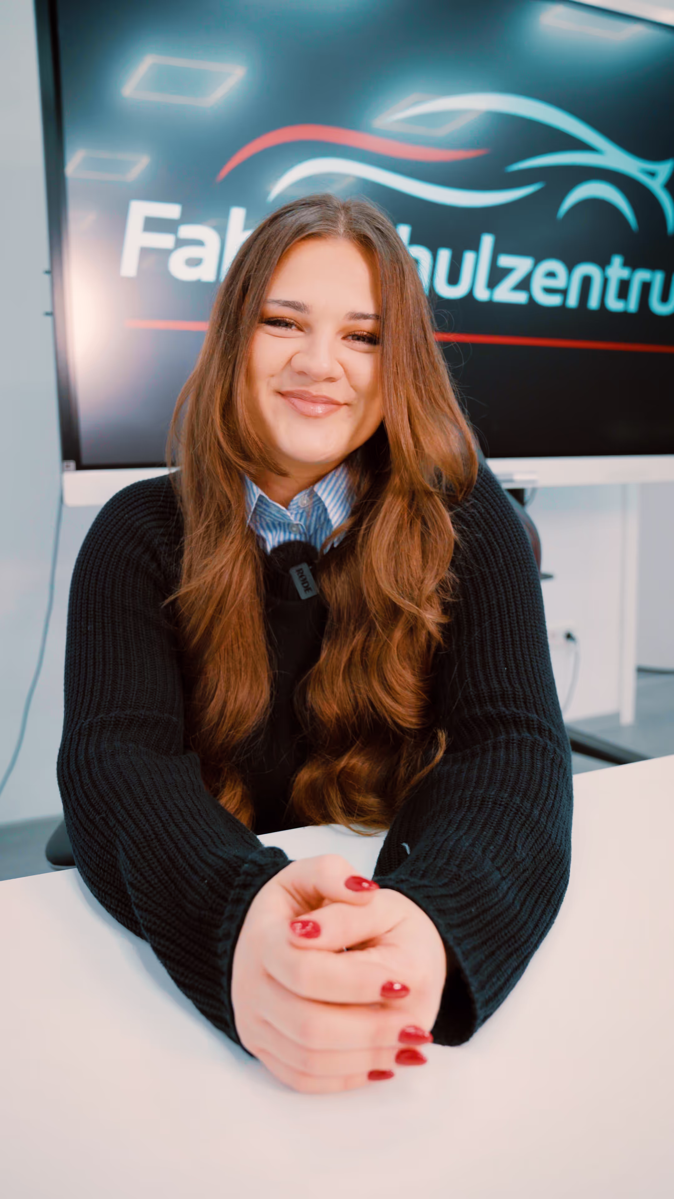 Alexandra erklärt das Aufbauseminar im Fahrschulzentrum Kassel